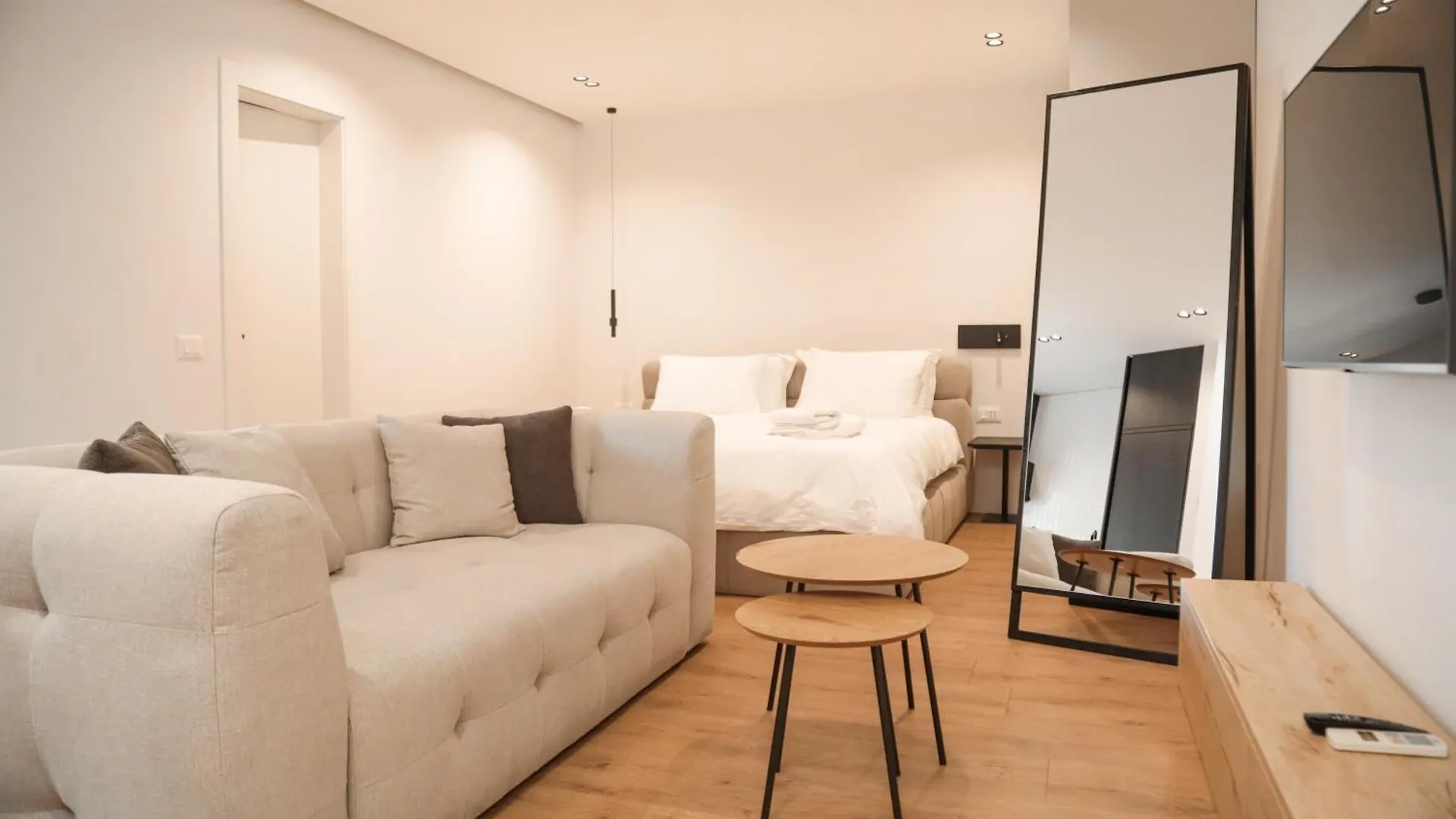 Heart Of Tirana Apartments