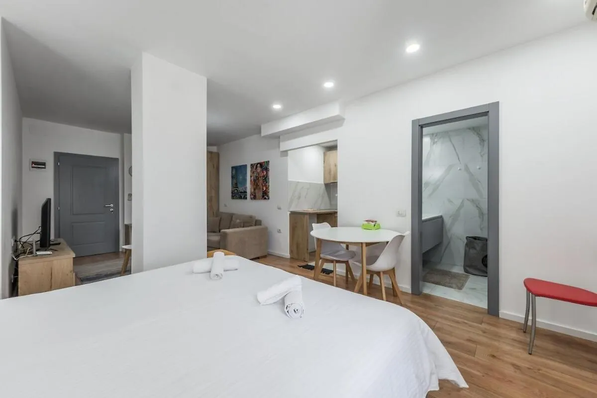 Heart Of Tirana Apartments 0*,  アルバニア