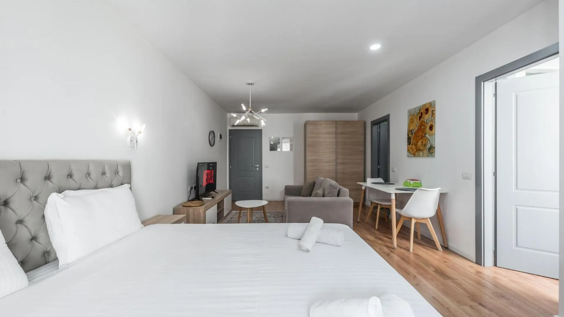 Heart Of Tirana Apartments Albania