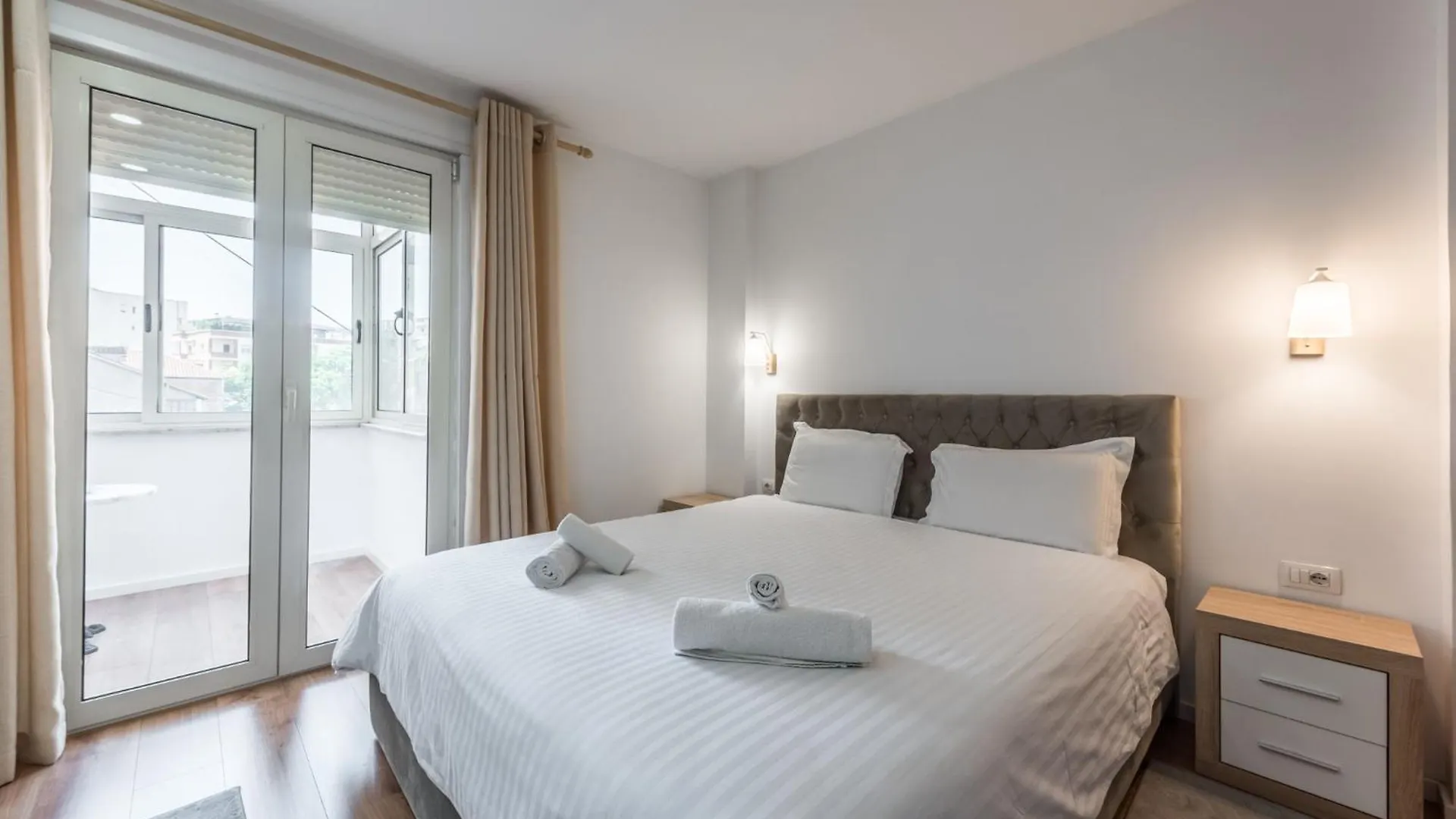 Heart Of Tirana Apartments 0*,